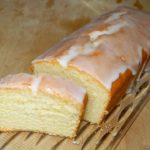 Saftiger veganer Zitronenkuchen