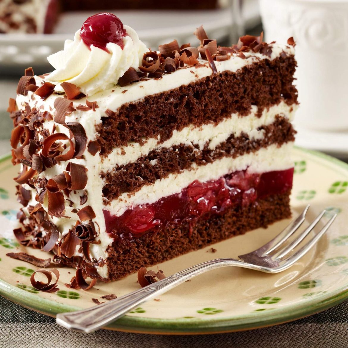 Die Schwarzwaldes Kirschtorte ist und bleibt meine Lieblingstorte: Himmlischer Genuss – Schwarzwälder Kirschtorte