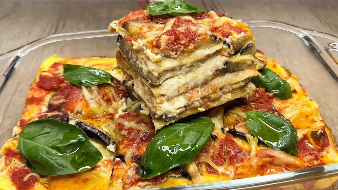 Auberginen-Tomaten-Lasagne: leckeres und einfaches Rezept mit weniger als 300 Kalorien