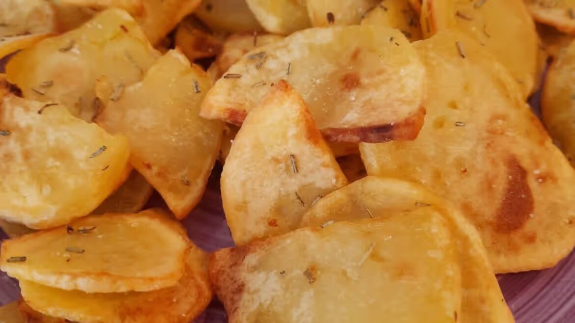 Kartoffelchips aus der Luftfritteuse, knuspriges und gesundes Kartoffelrezept!