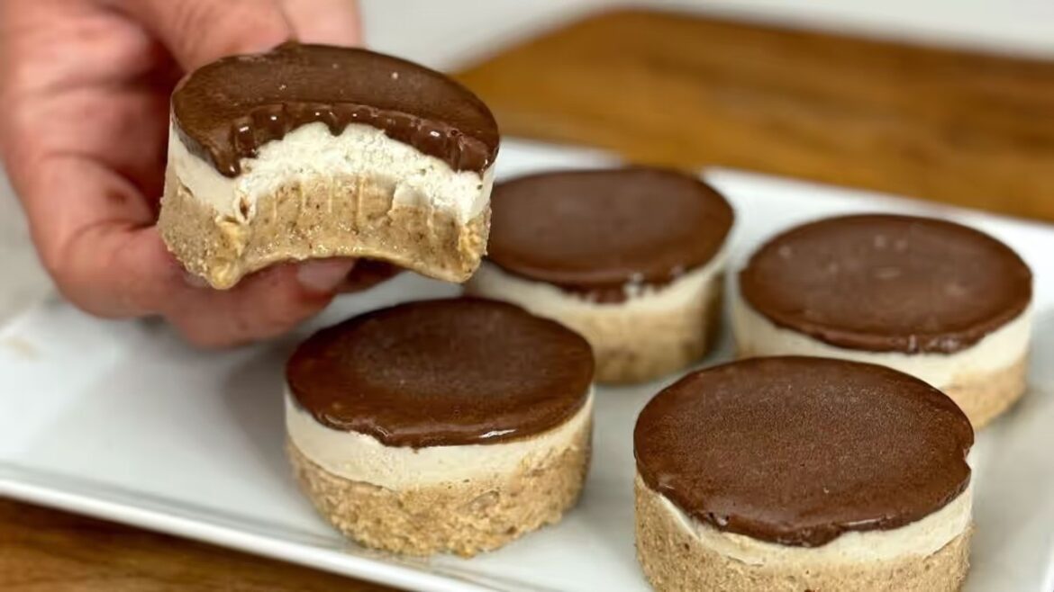 Mini vegane Käsekuchen ohne Butter, ohne Mehl und ohne Kekse: schnelles und einfaches Rezept!